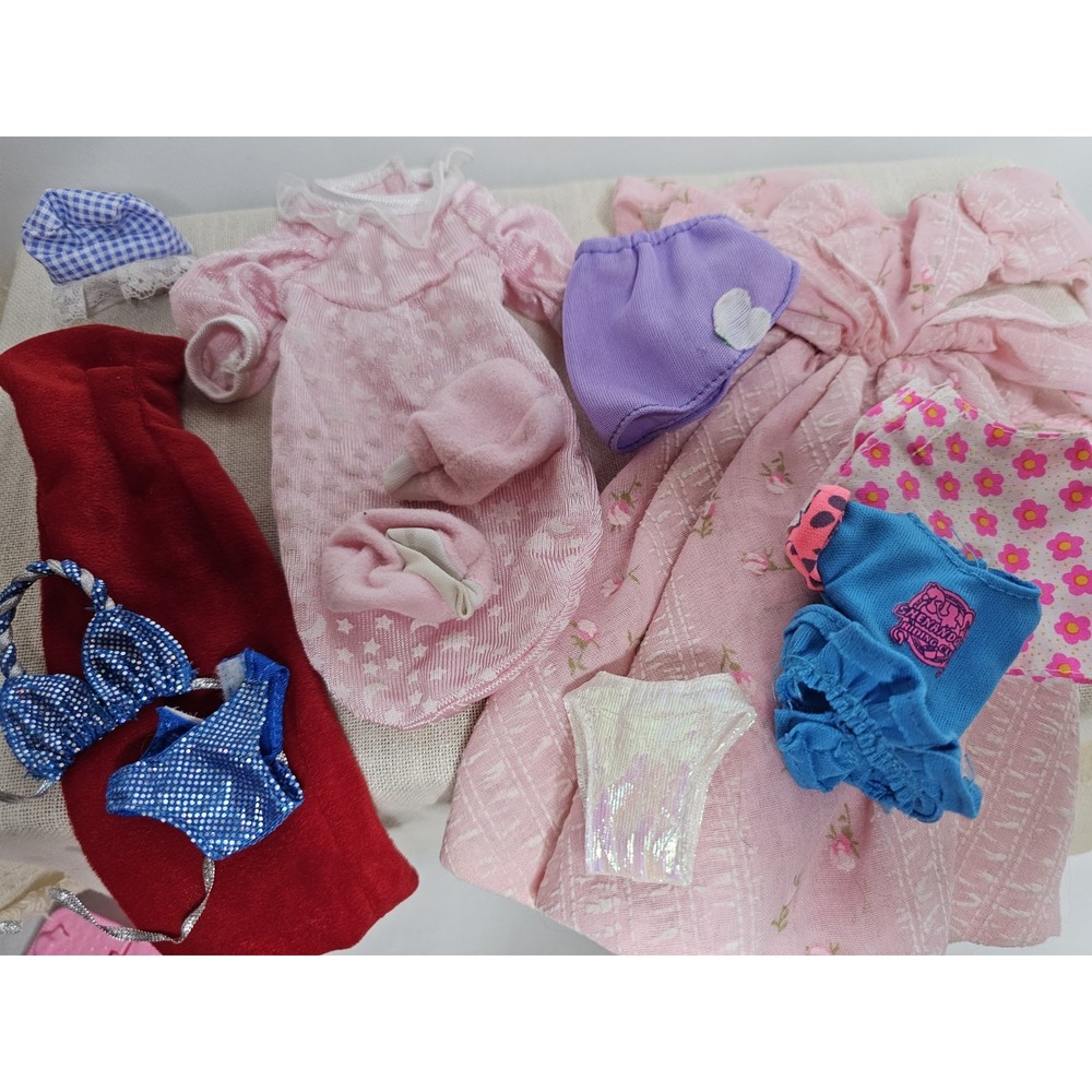 Vintage Barbie Clothing Dresses, Swimsuit, And P.J.s Lot - Picture 4 of 4